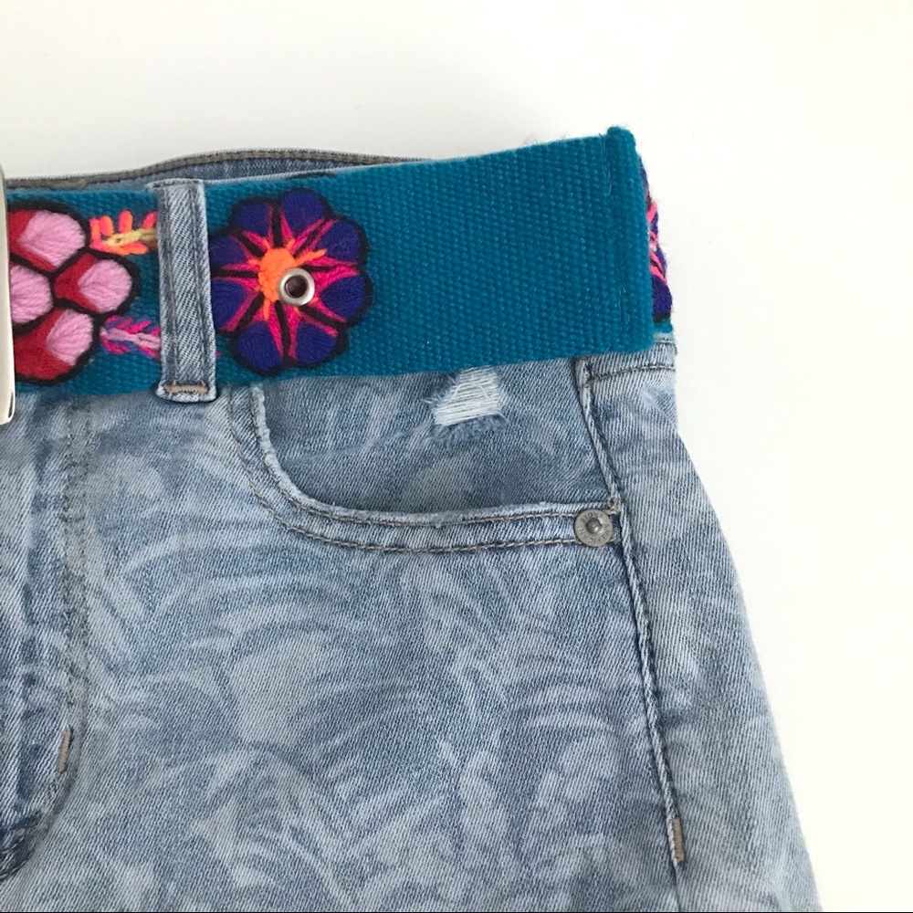 Handmade Wool Embroidered Belt - Picture 7 of 9